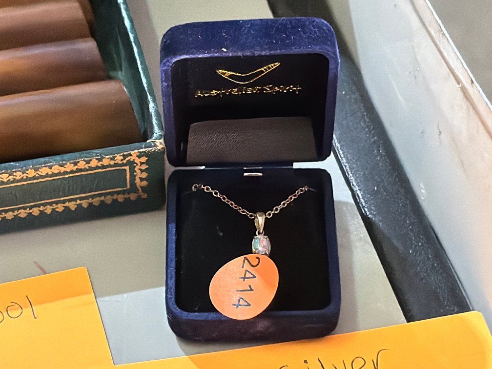 STERLING SILVER NECKLACE