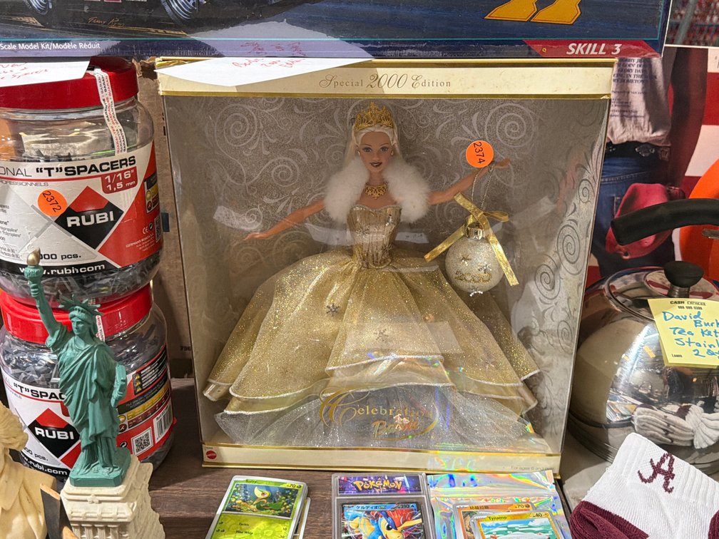 BARBIE 2000 EDITION