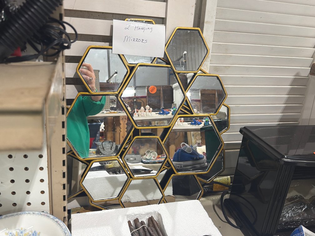 2 HONEYCOMB HANGING MIRRORS