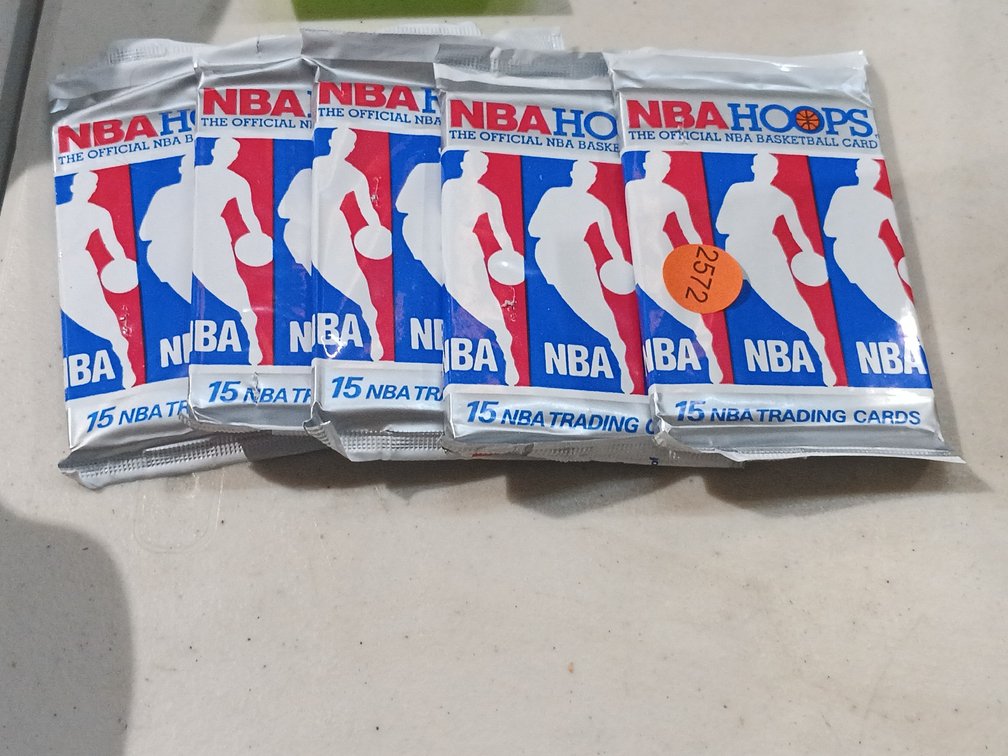 (5) NBA HOOPS CARDS PACKS