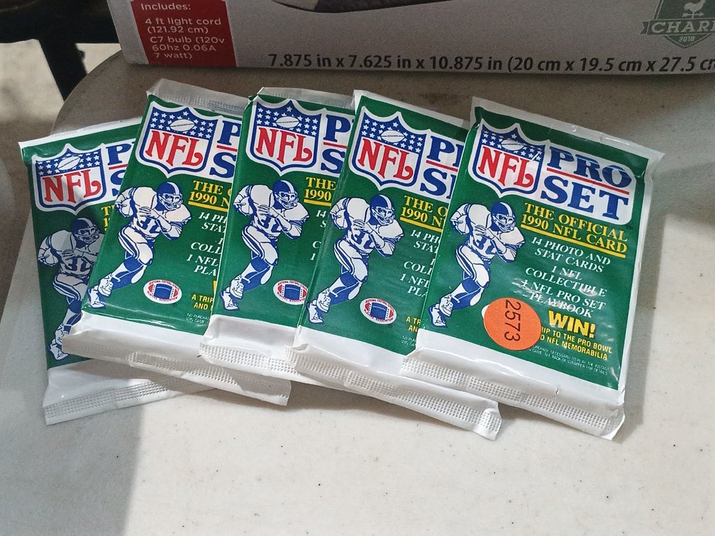 (5) 1990 NFL OFFICIAL PRO SET CARD PACKS