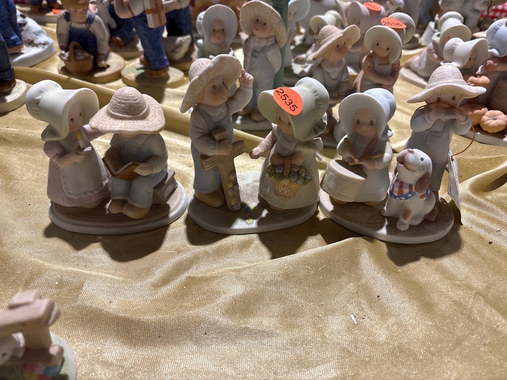 (3) CIRCLE OF FRIENDS FIGURINES
