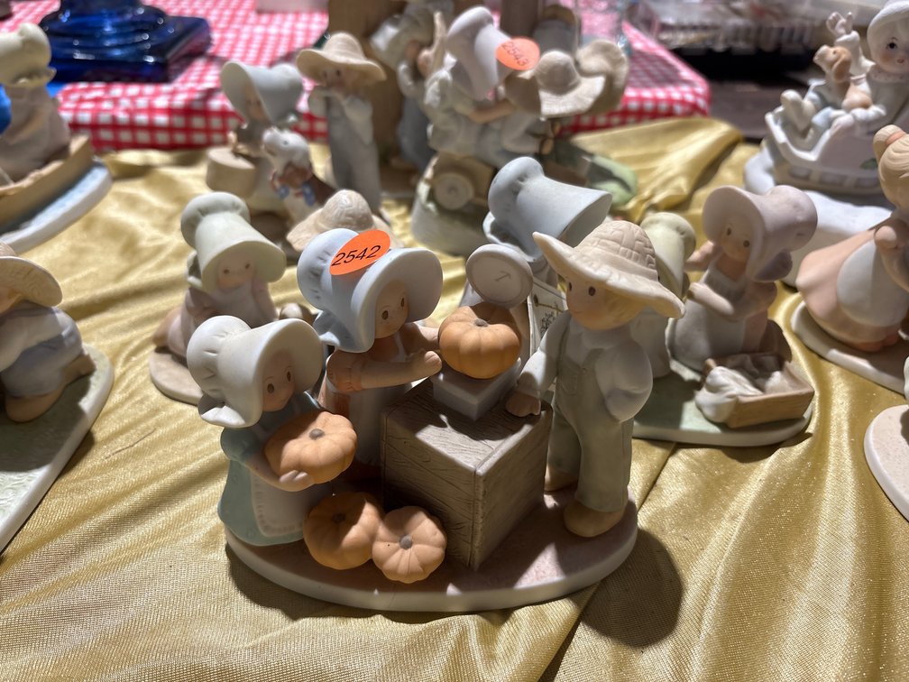 (3) CIRCLE OF FRIENDS FIGURINES
