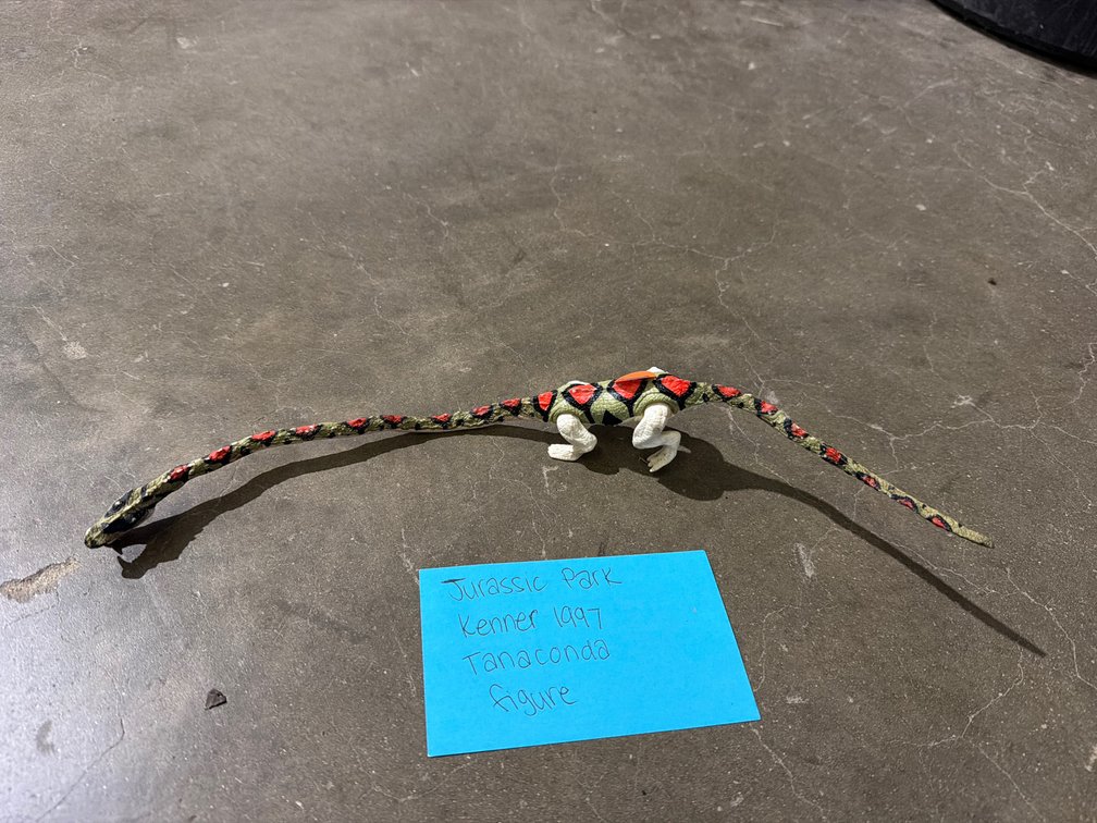 JURASSIC PARK DINO TOY
