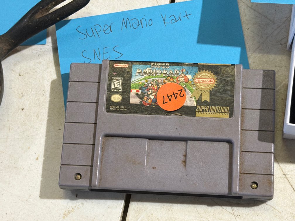 VINTAGE SUPER MARIO KART GAME