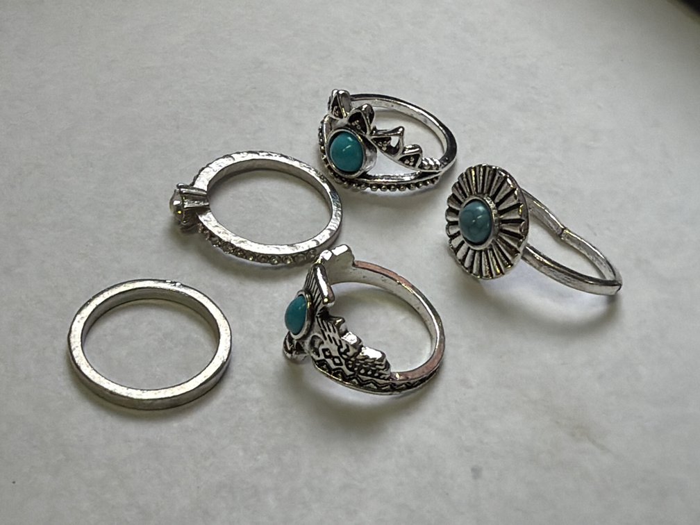 (5) RINGS