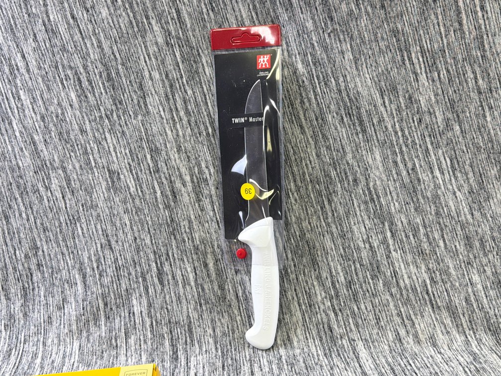 TWIN MASTER J.A. HENCKELS KNIFE