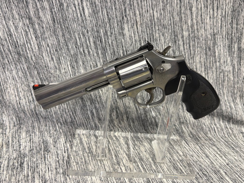 SMITH & WESSON 686-6 357MAG PISTOL REVOLVER TRANS # 4576