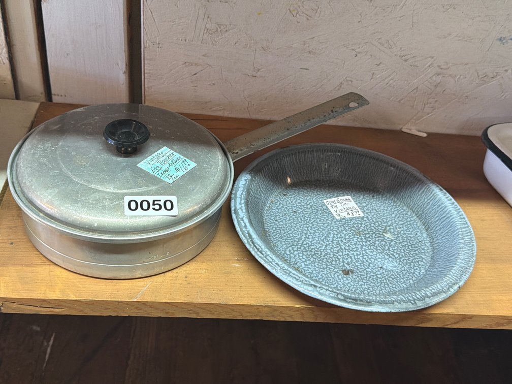 VINTAGE PIE TINS AND EGG POACHER