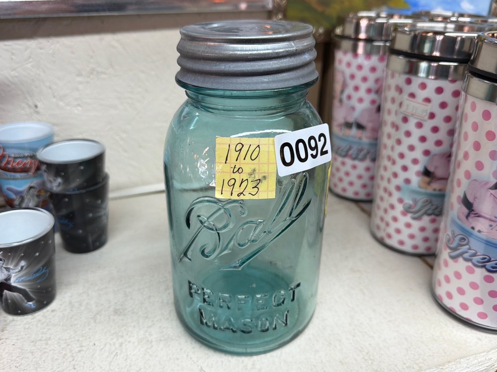 1910 TO 1923 LIDDED BLUE BALL MASON JAR