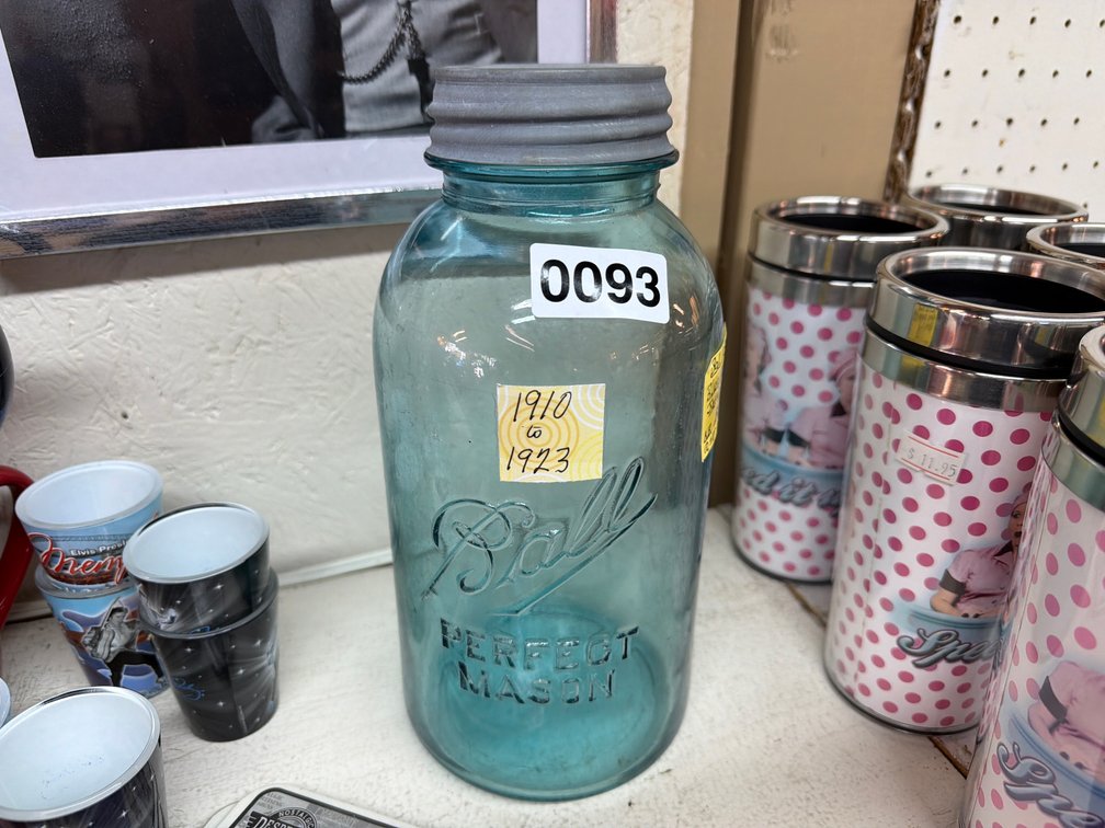 1910-1923 BLUE BALL CANNING JAR W/ LID