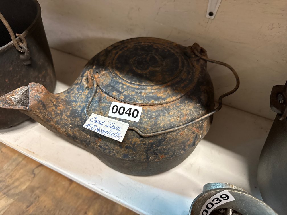 CAST IRON #8 WATER KETTLE