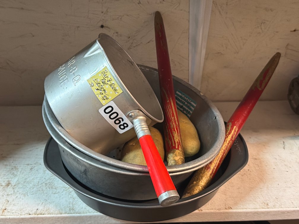 VINTAGE STRAINER PANS , BAKING PAN , ETC