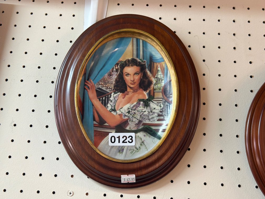 GONE WITH THE WIND FRAMED JEWEL OF THE SOUTH COLLECTOR PLATE