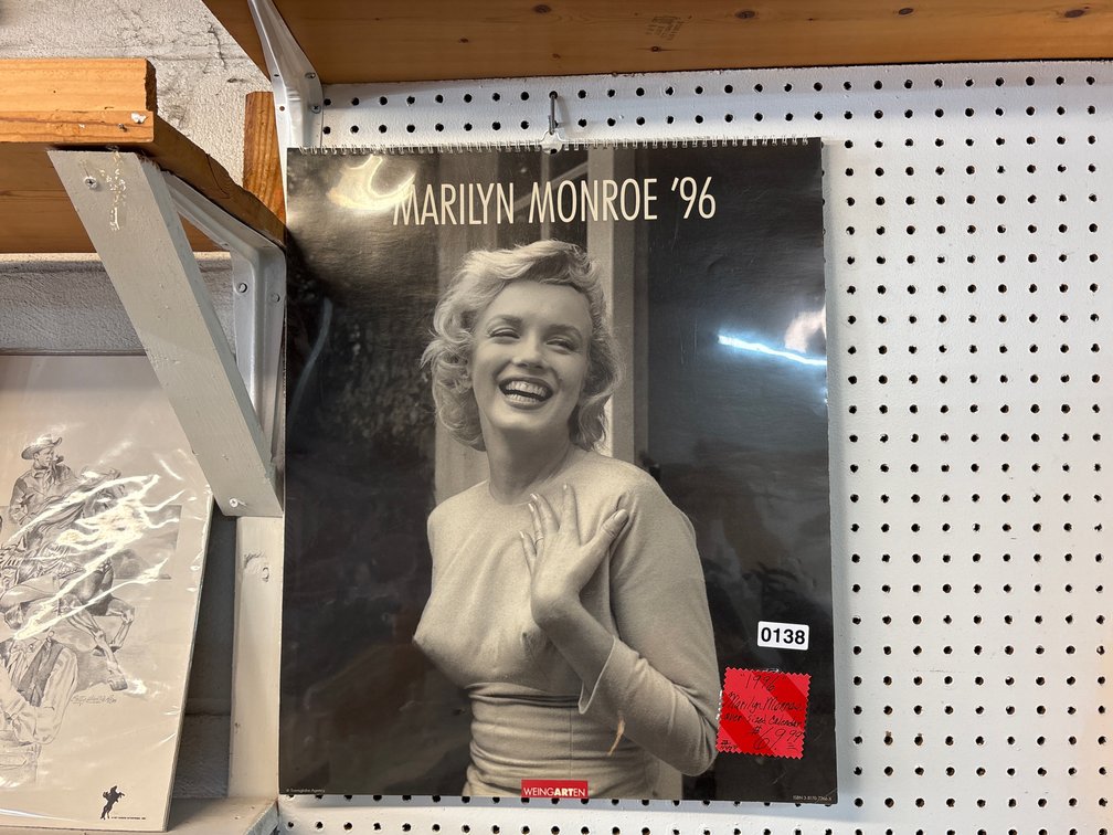 1996 OVERSIZED MARILYN MONROE CALANDER