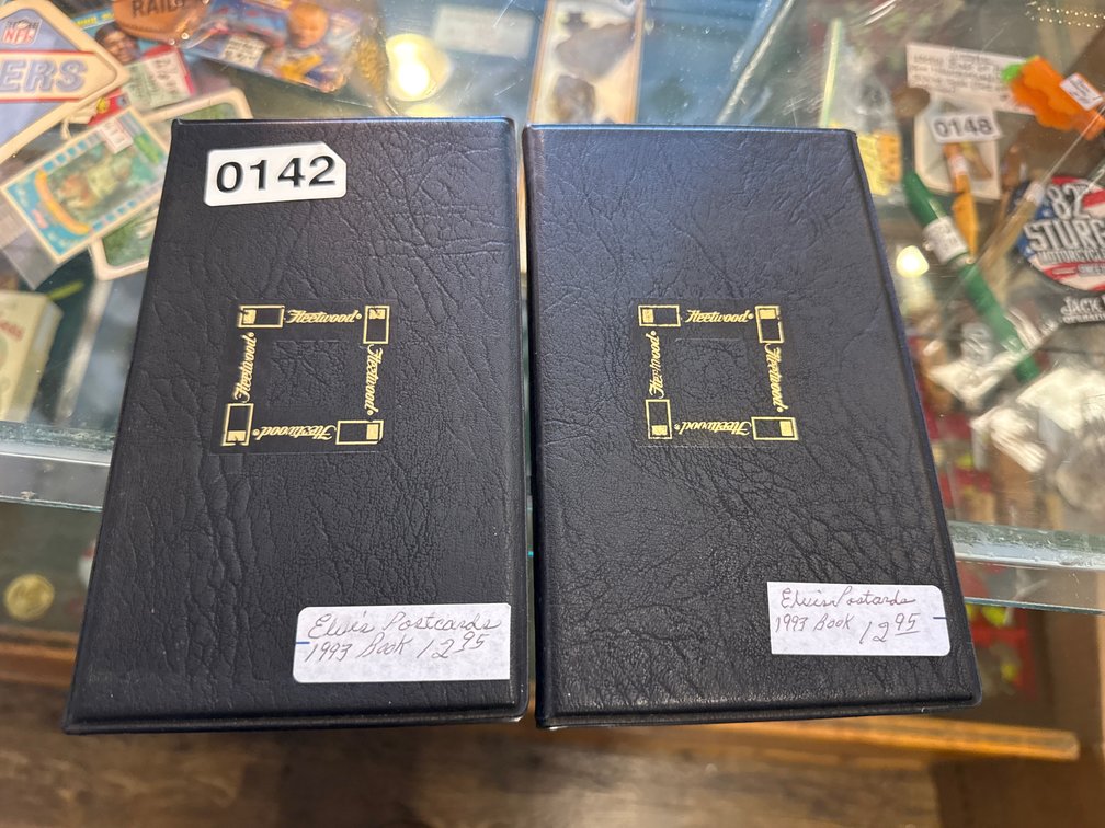 (2) BOOKS OF ELVIS POSTCARDS