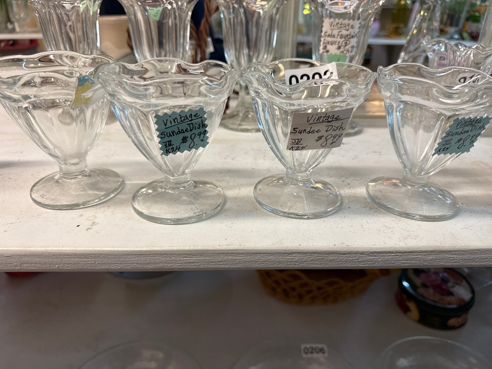 (4) VINTAGE SUNDAE GLASSES