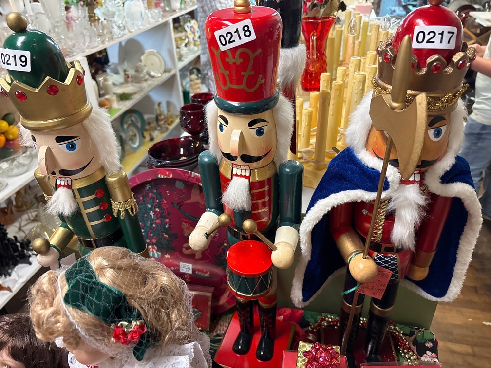 NUTCRACKER