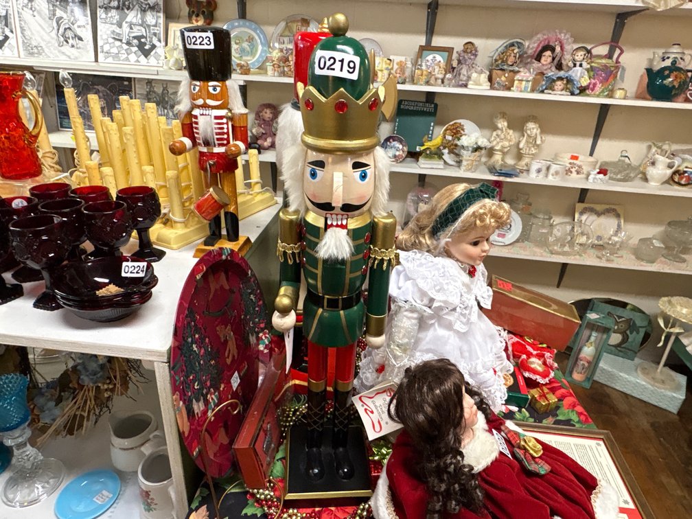 NUTCRACKER