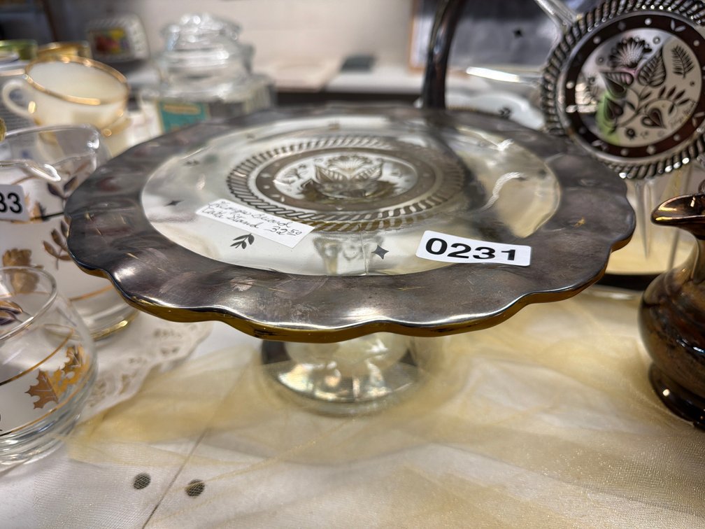 GEORGES BRIARD CAKE STAND