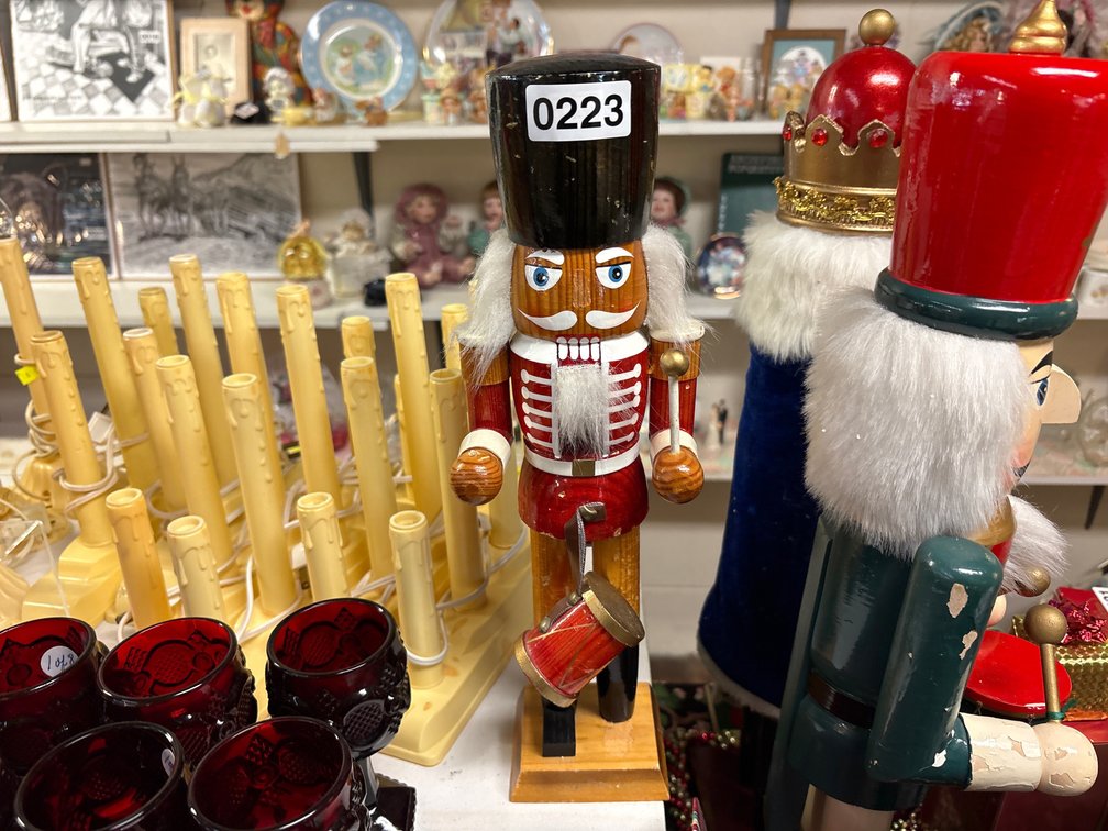 NUTCRACKER