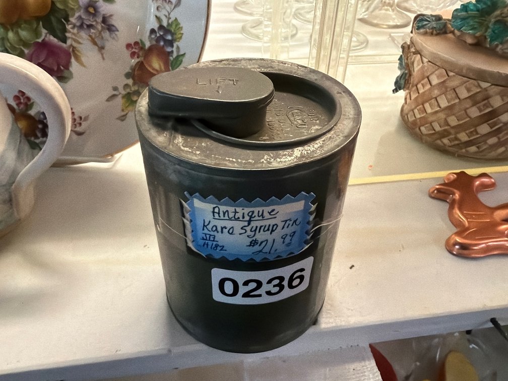 ANTIQUE KARO SYRUP TIN