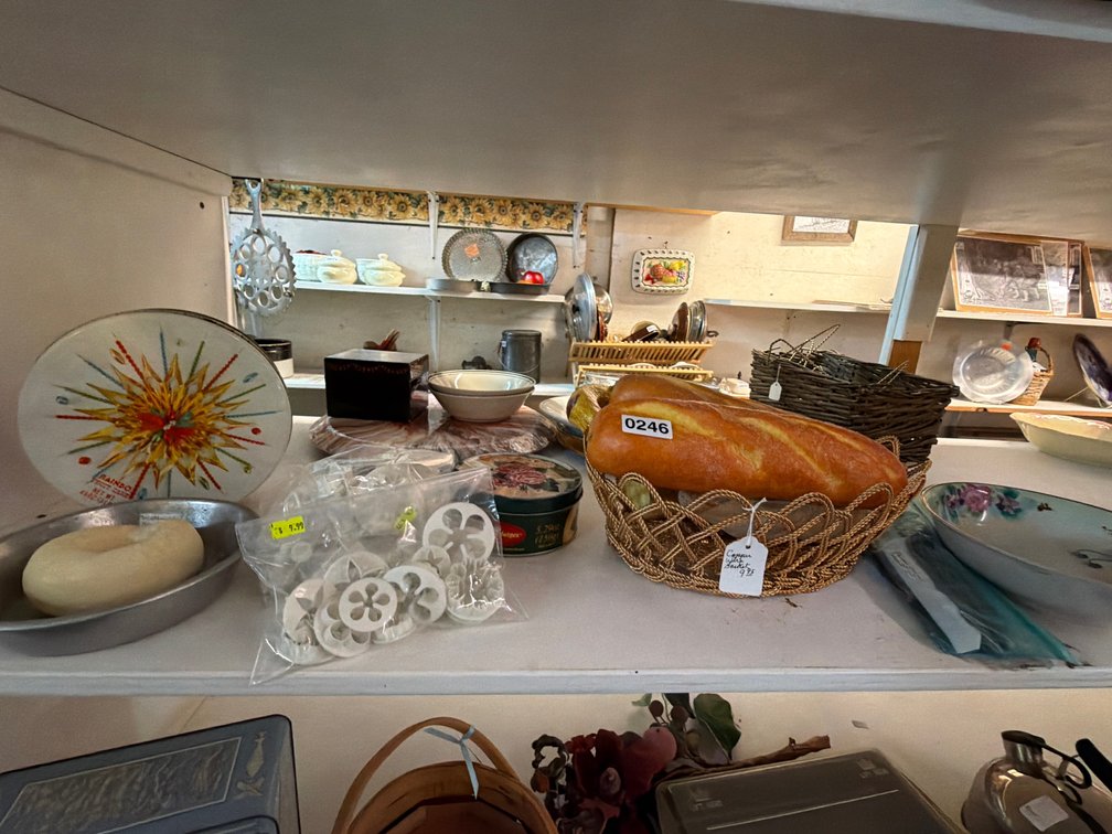 TINS, DECORATIVE BOWL, BASKET, BREAD DECOR, ETC.