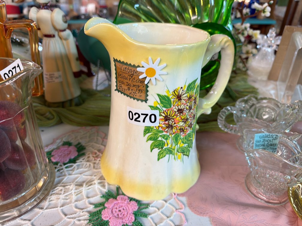 DAISY PITCHER