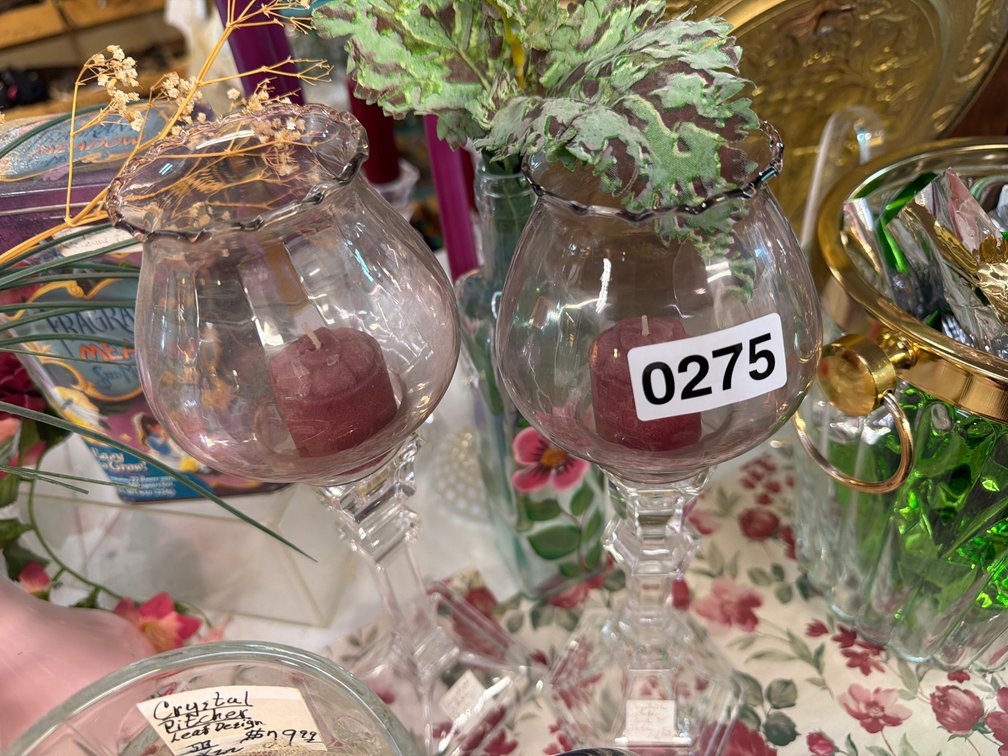 CRYSTAL CANDLE HOLDERS, BOTTLE W/ ARRANGEMENT