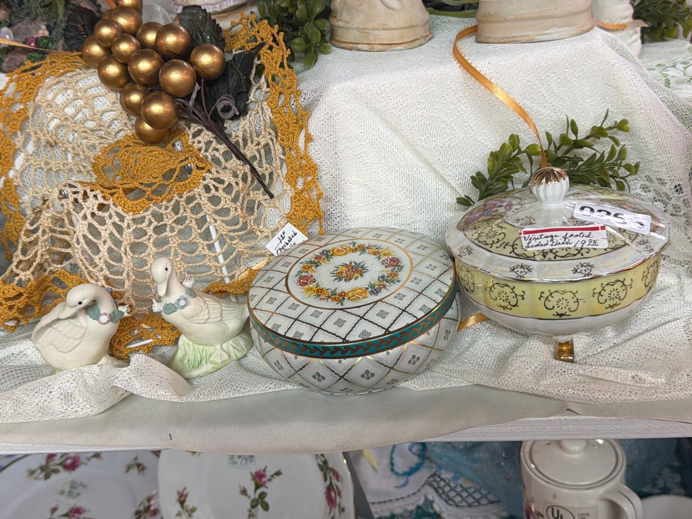 LIDDED DISH, TRINKET BOX , AND DUCK