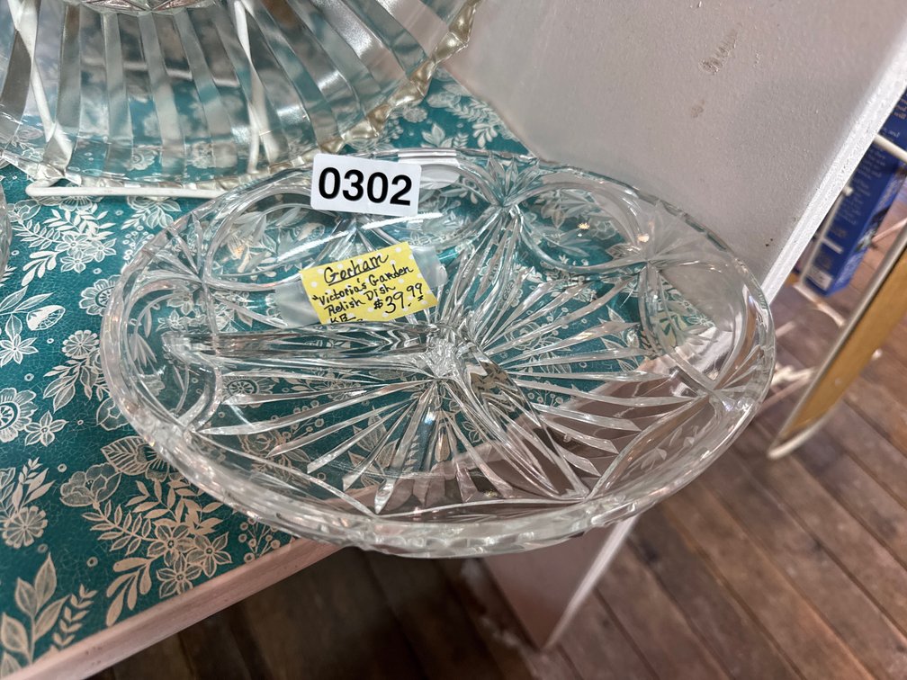 GORHAM VICTORIAS GARDEN RELISH DISH