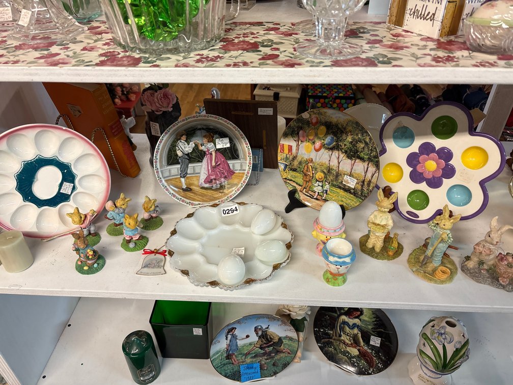 LOT OF VARIOUS VINTAGE ITEMS