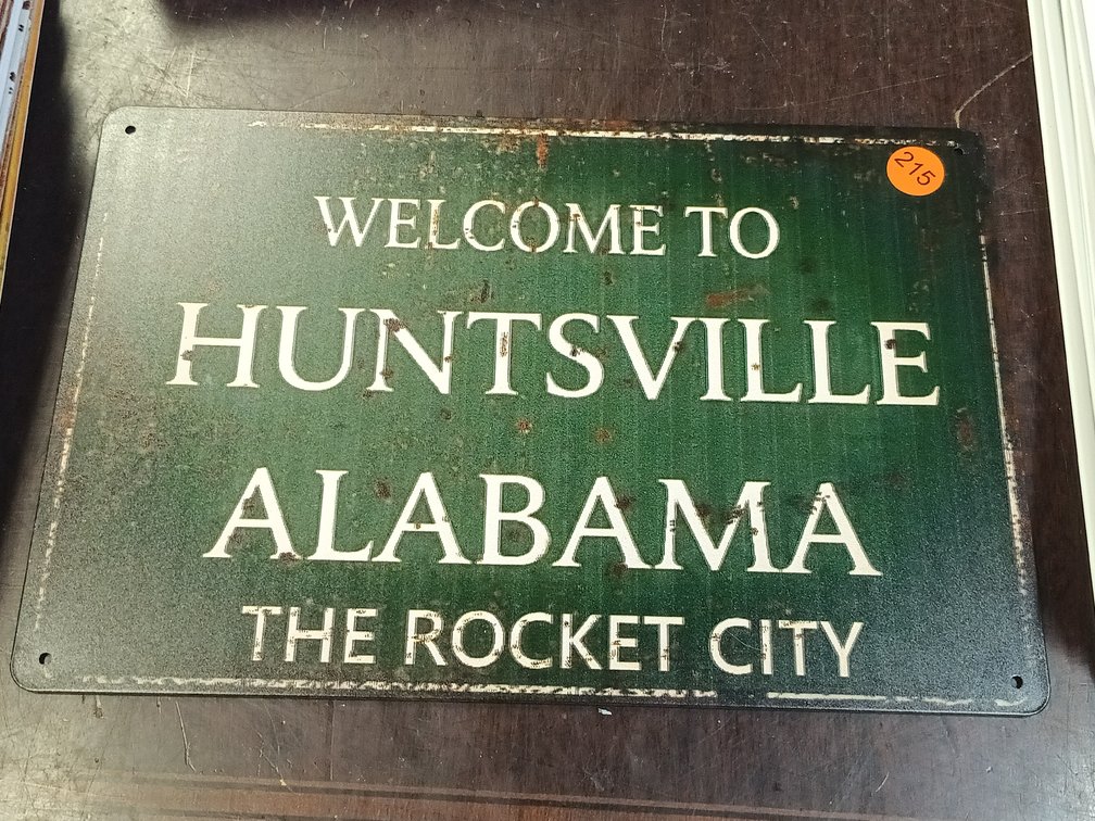 WELCOME TO HUNTSVILLE SIGN