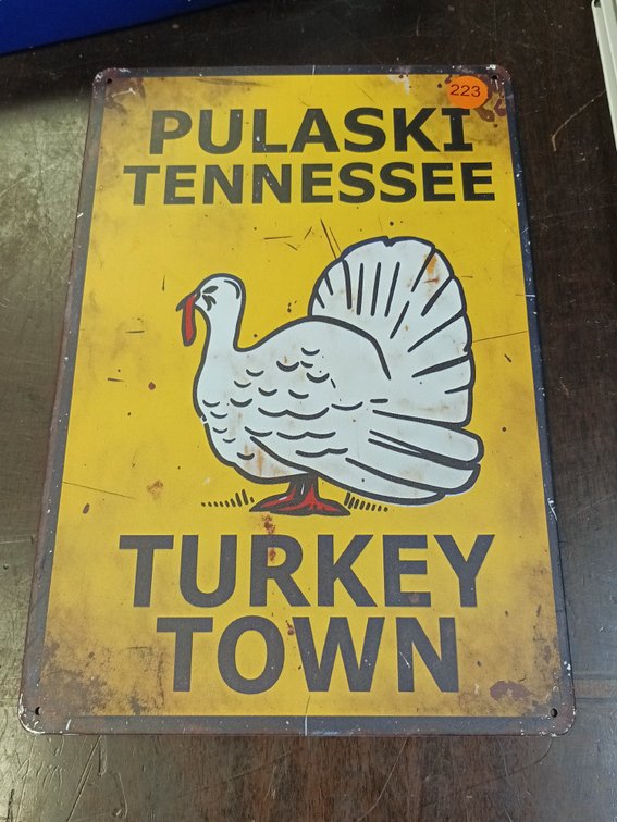PULASKI TENNESSEE SIGN
