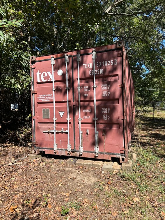 20’ CONTAINER *OFFSITE*