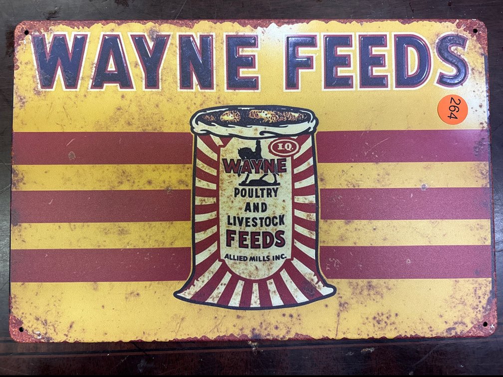 WAYNE FEEDS SIGN