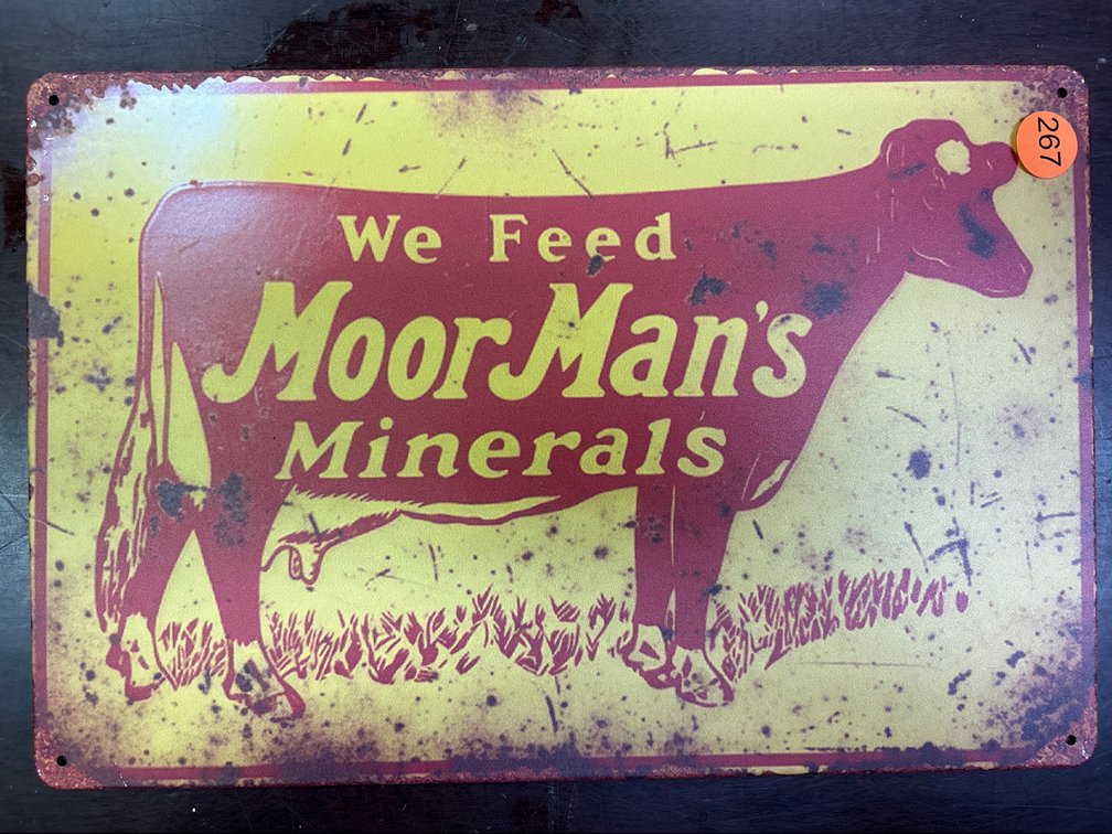 MOOR MANS MINERALS SIGN