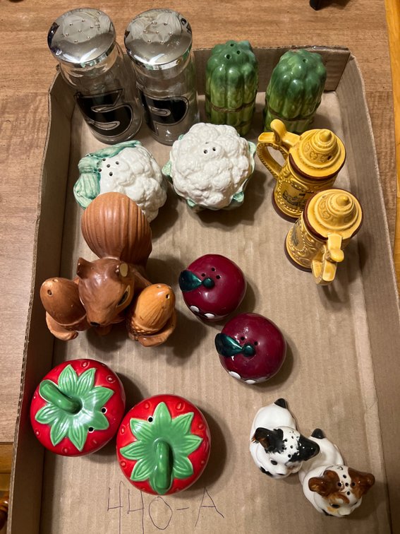 LOT OS SALT AND PEPPER SHAKERS