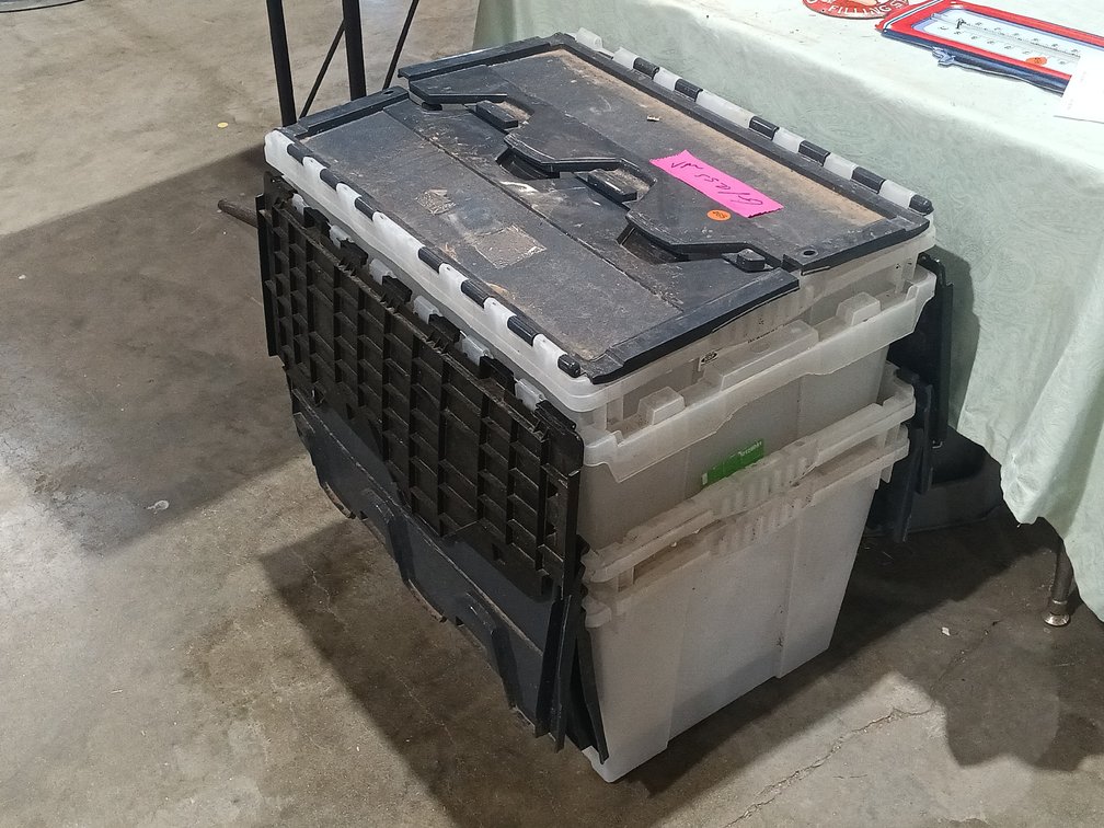 (4) FLIP TOP TOTES