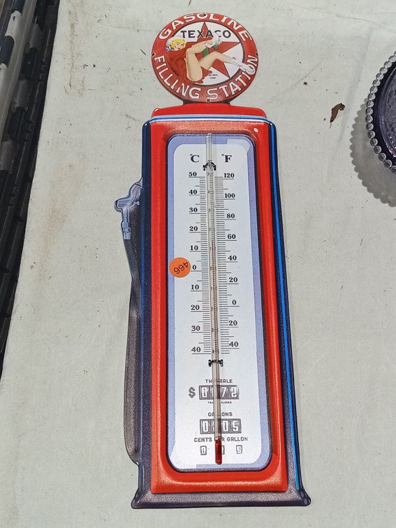 TEXACO METAL THERMOMETER