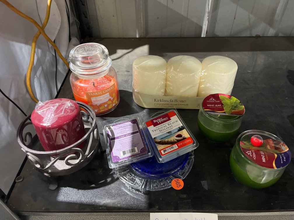 CANDLE LOT
