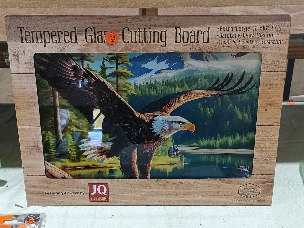 TEMPERED GLASS CUTTING BOARD