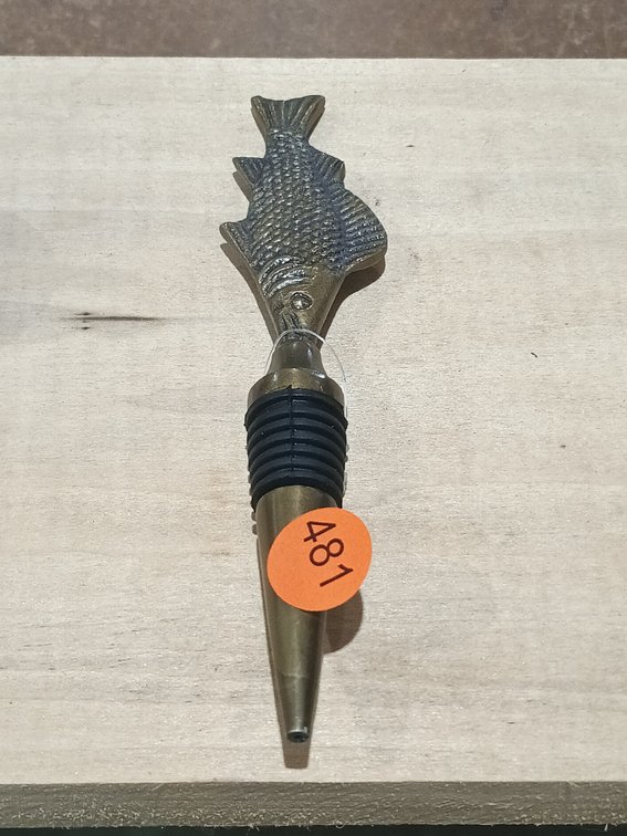 BRASS FISH PIN