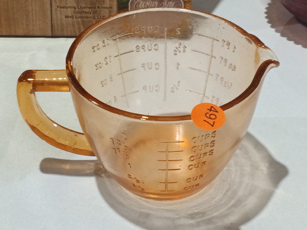 AMBER GLASS MEASURING CUP