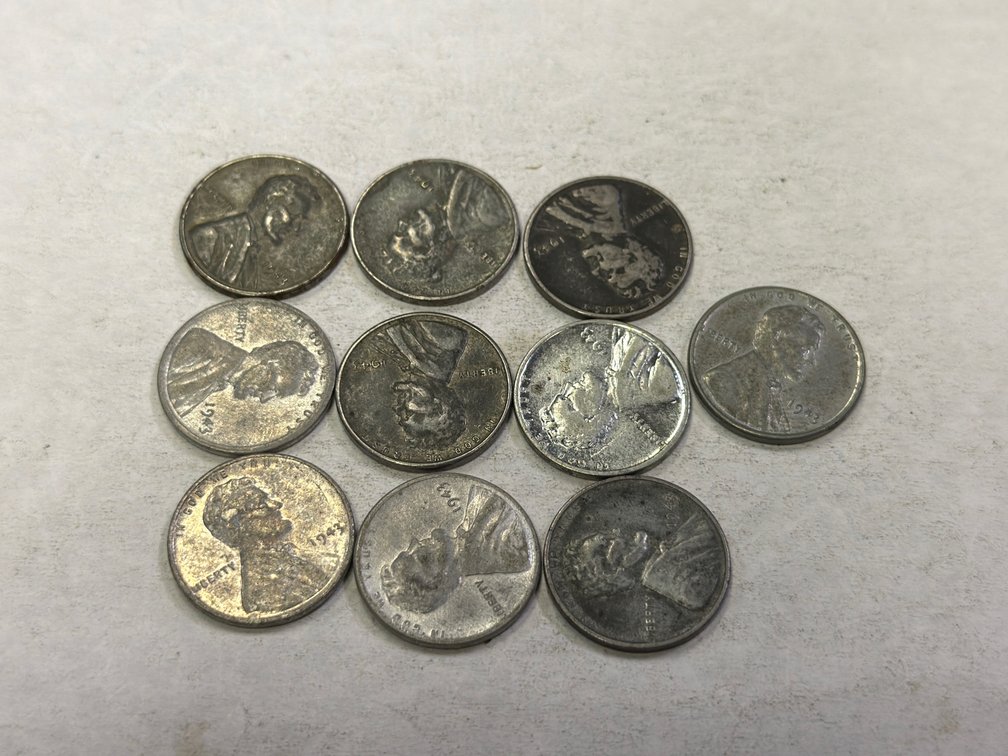 (10) 1943 STEEL WHEAT PENNIES