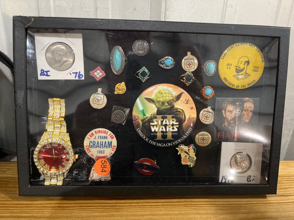 SHOWCASE WITH CONTENTS
