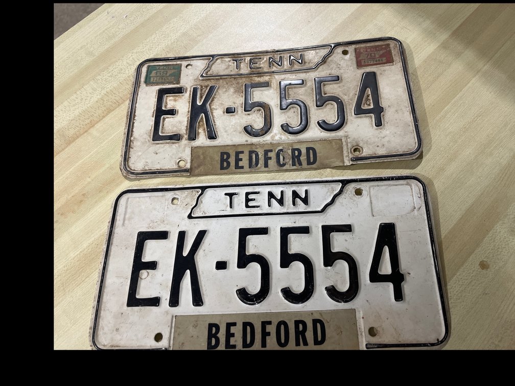 VINTAGE LICENSE PLATE