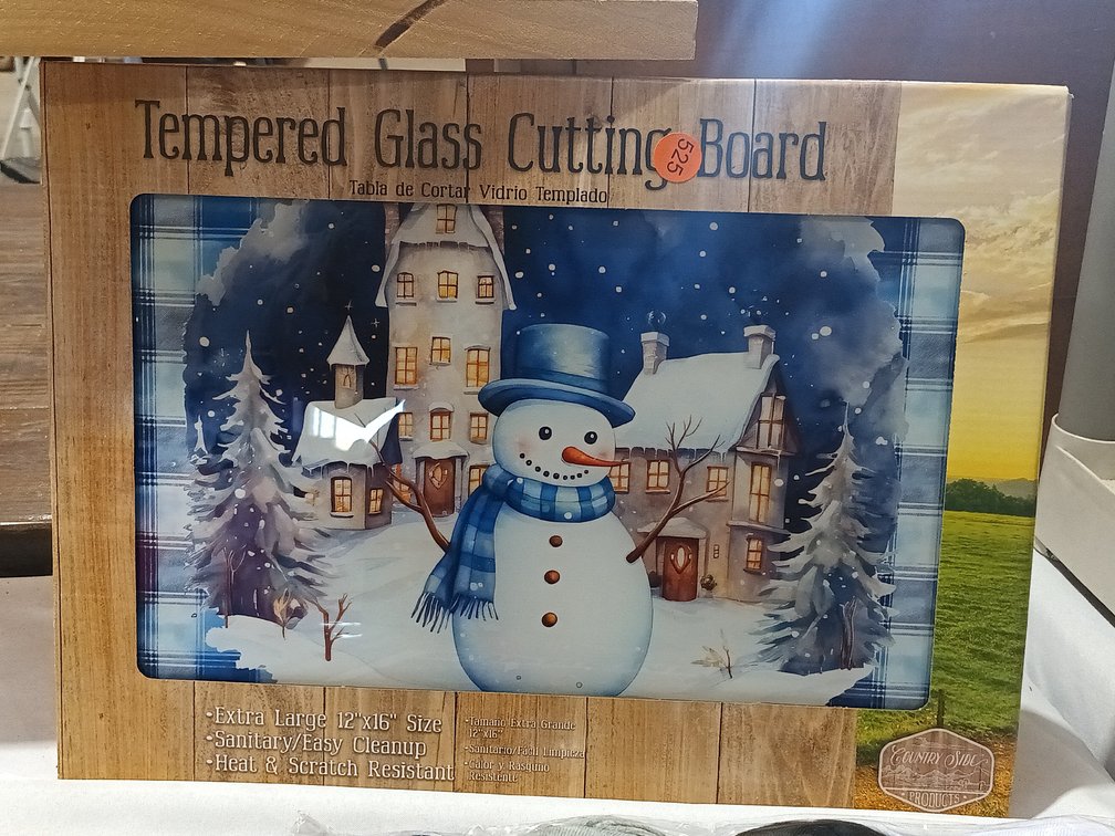TEMPERED GLASS CUTTING BOARD