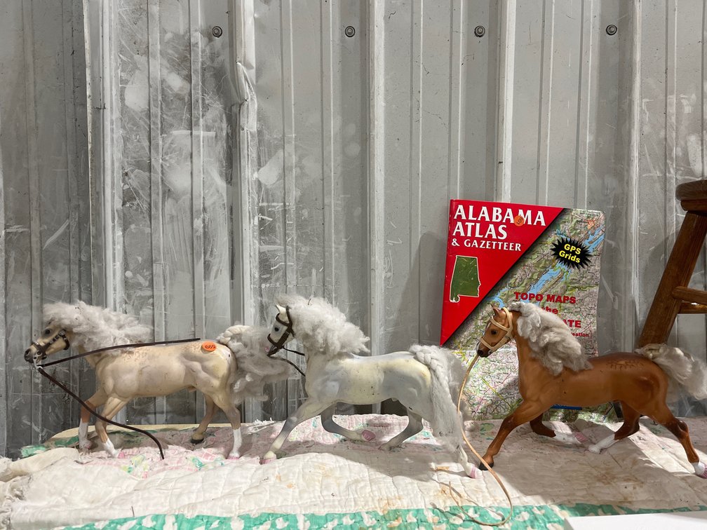 TOY HORSES (3)