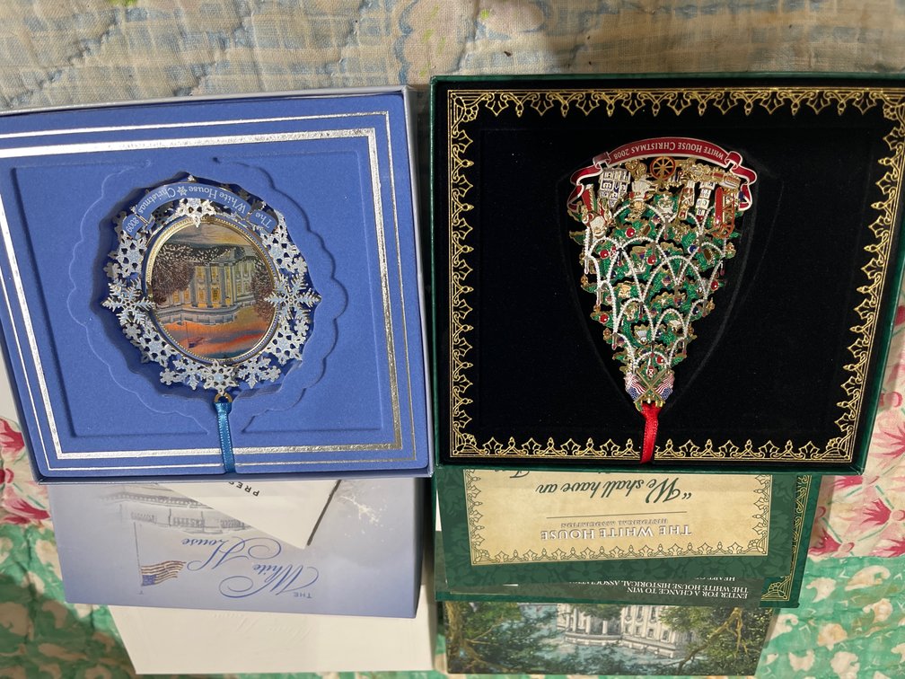 ‘08 & ‘09 WHITE HOUSE ORNAMENTS